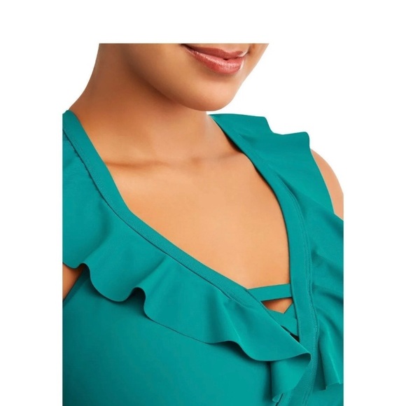 Plus size swimsuit terra & Sky women’s new 2X 4X - Picture 2 of 8